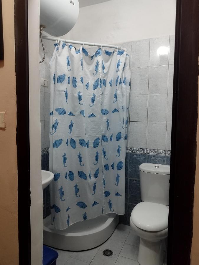 Guest Room Tirana Center ภายนอก รูปภาพ